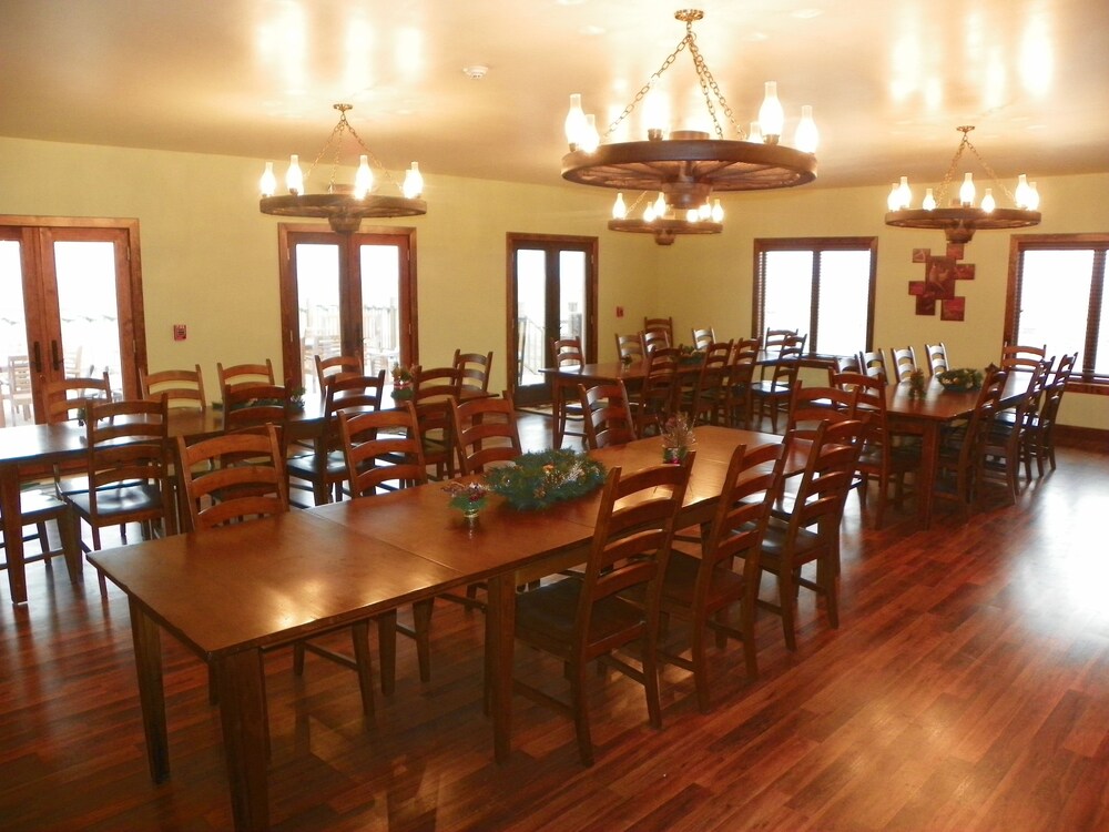 Dakota Prairie Lodge & Resort - photo 10