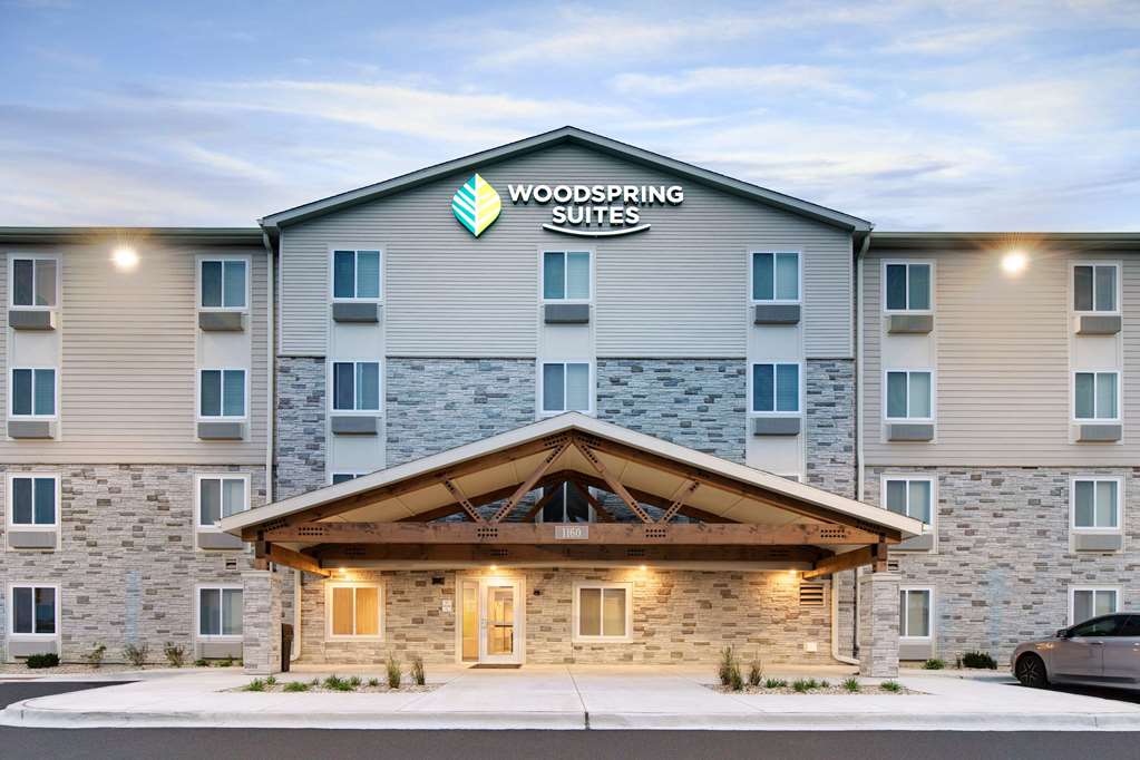 WoodSpring Suites Carol Stream Chicago - photo 5