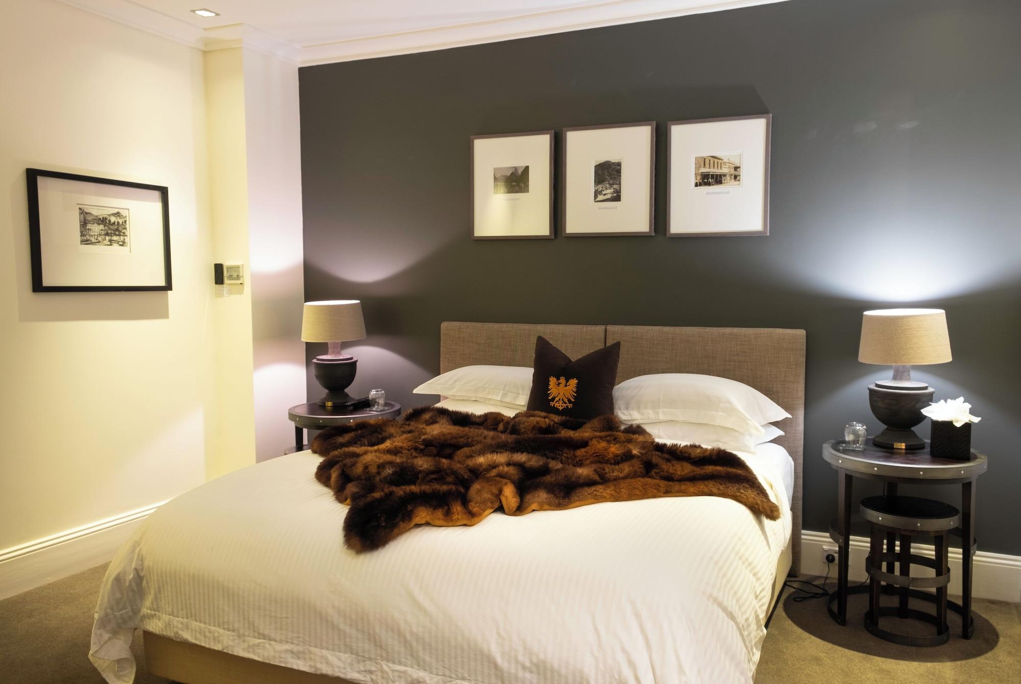 Eichardt’s Private Hotel in Queenstown, New Zealand