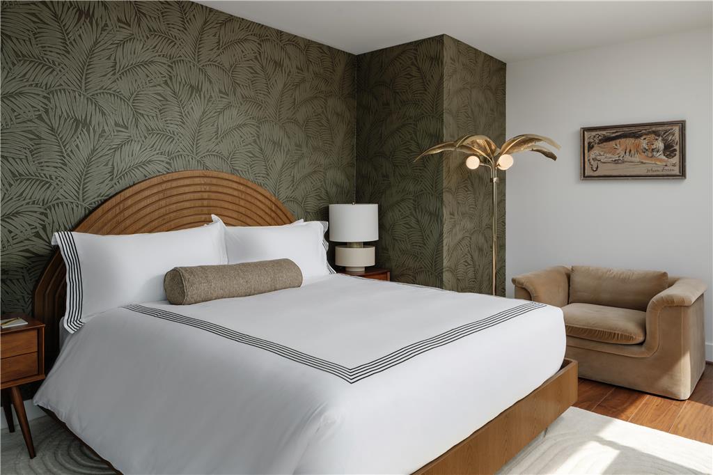 Thompson Houston by Hyatt - photo 44