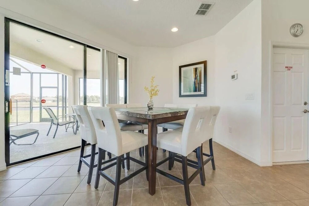 Graeme's Providence Vacation Home Davenport — 4-Star Luxury Hotel in Davenport, United States