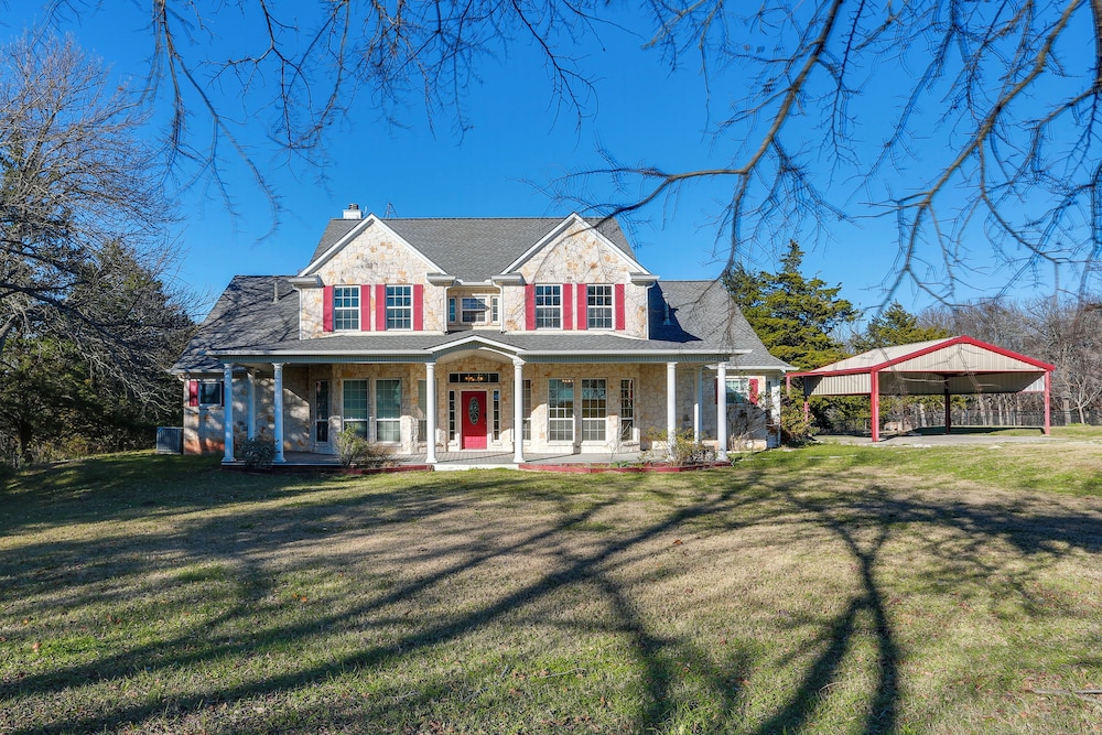 Serene 50 acre Nature Retreat Near Melissa & Anna — hotel in Anna