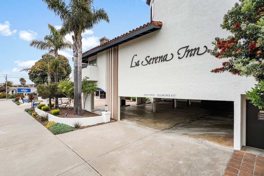 La Serena Inn - photo 59