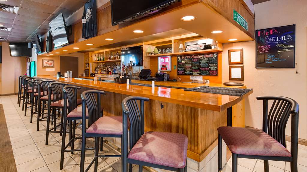 Best Western Tomah Hotel - photo 6