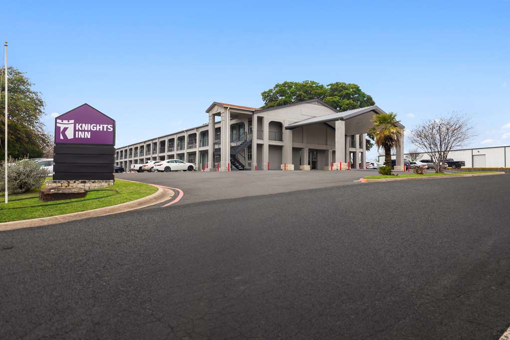 Knights Inn Belton - photo 3