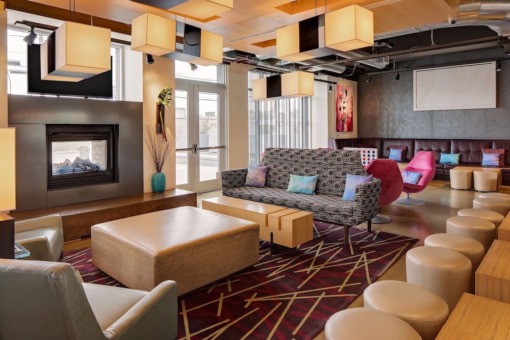 Aloft Tucson University - photo 4