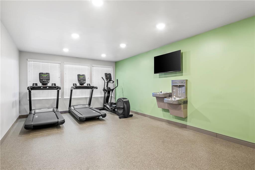 WoodSpring Suites Winston Salem near Hanes Mall - photo 25
