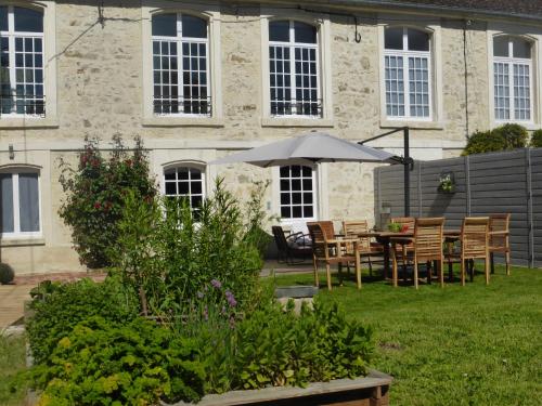 Les Oiseaux de Passage - last minute hotel in Unknown City