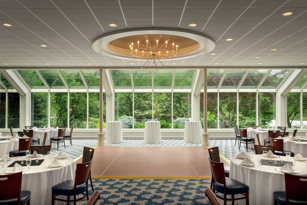 Doubletree by Hilton Somerset Hotel and Conference Center - photo 37