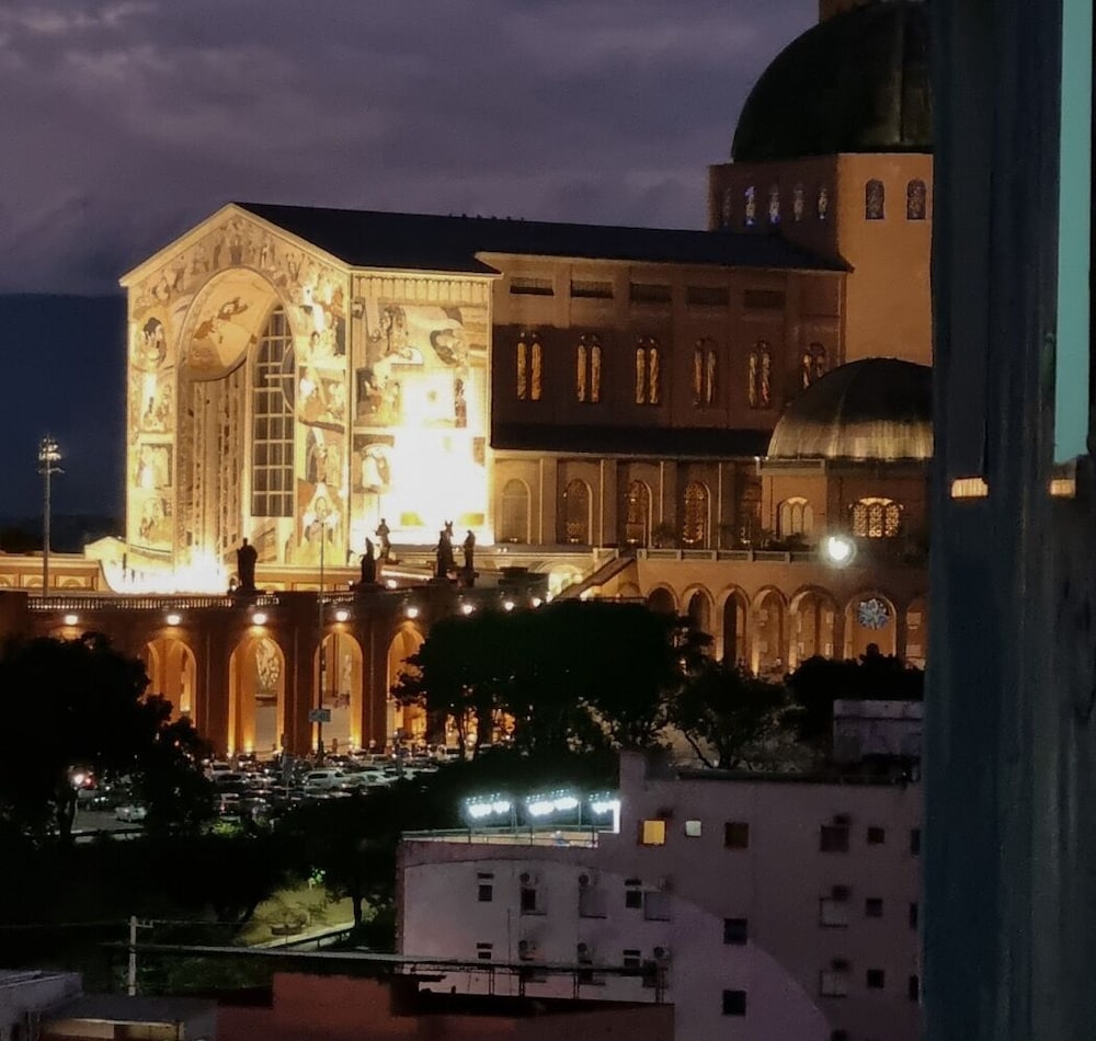 Hotel Rainha Santa Isabel in Aparecida, Brasil