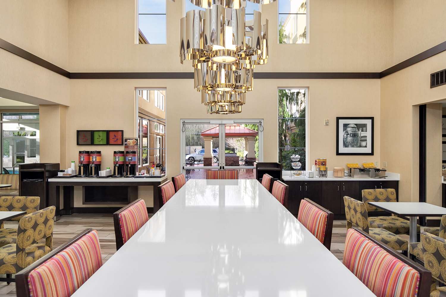 Hampton Inn & Suites Seattle North Lynnwood - photo 10