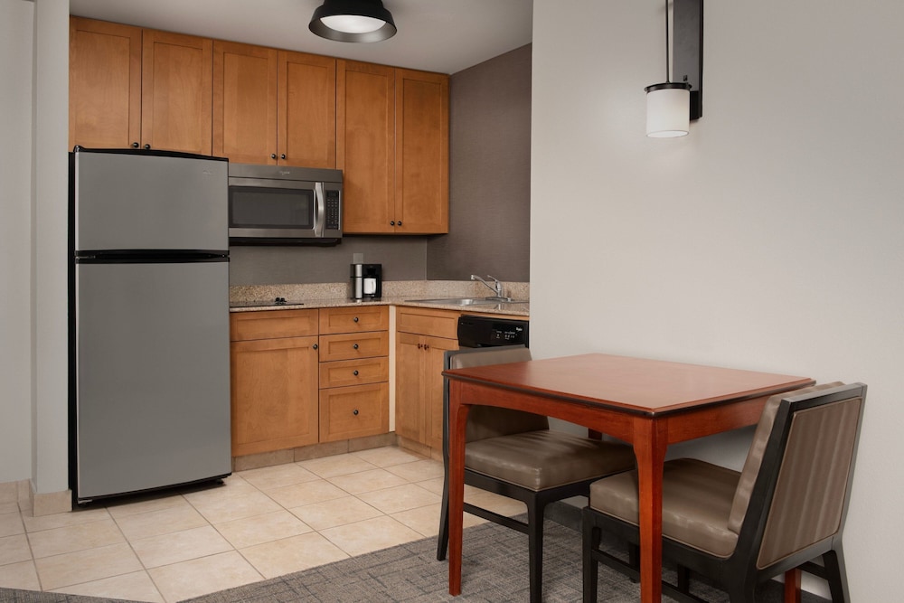 Residence Inn by Marriott Fayetteville Cross Creek - photo 14