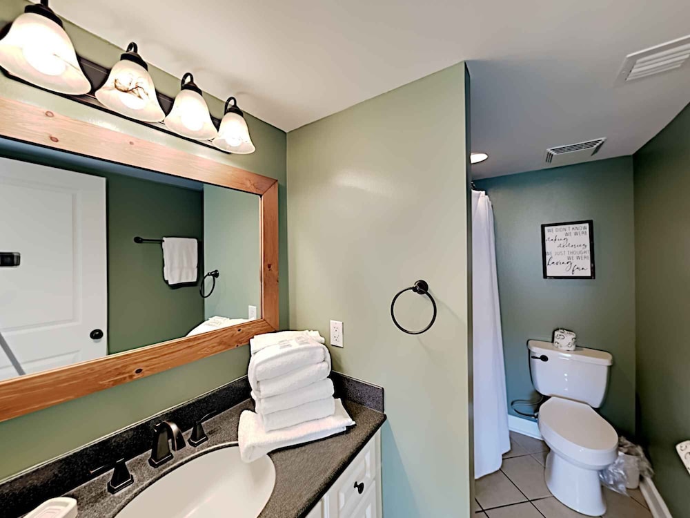 Regency Towers by Southern Vacation Rentals - photo 280