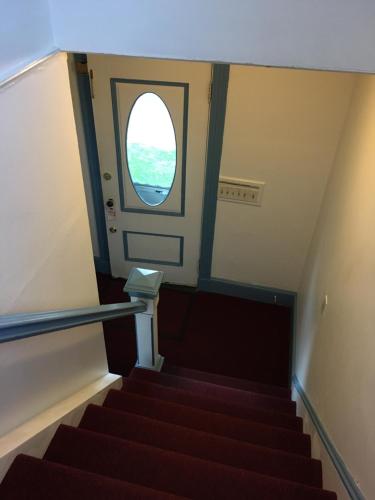 Claddagh Motel & Suites - photo 12