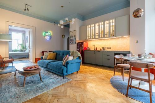 Two bedroom apartment Dietla 11 Wawel Castle view — 4-Star Luxury Hotel in Krakow, Poland