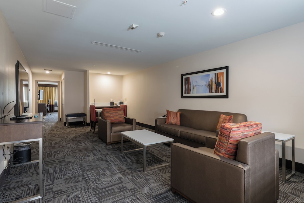Holiday Inn Brookfield Milwaukee by IHG - photo 24