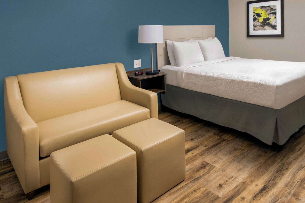 WoodSpring Suites Cherry Hill - photo 6