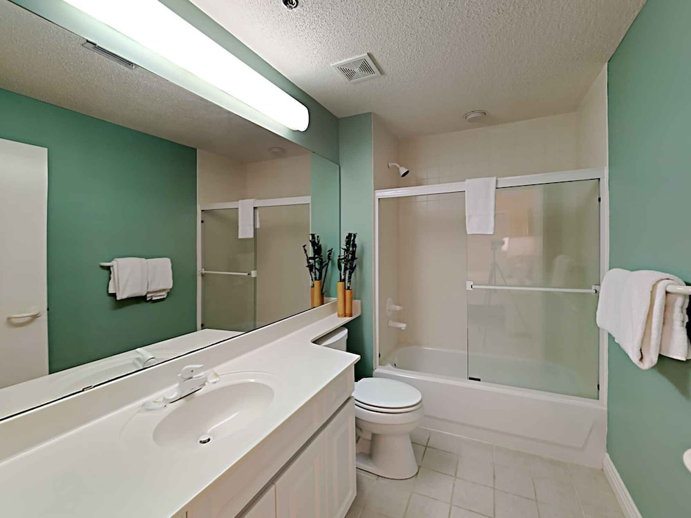 Beach Colony Resort East by Southern Vacation Rentals - photo 16