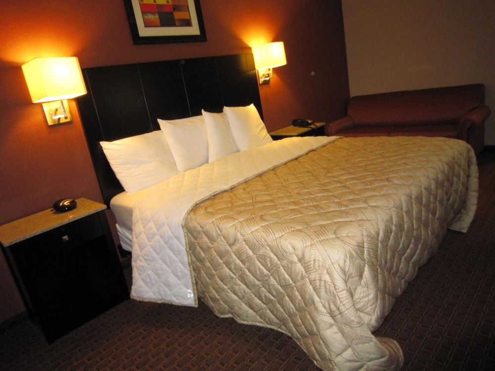 Red Carpet Inn And Suites Monmouth Jtc - photo 18