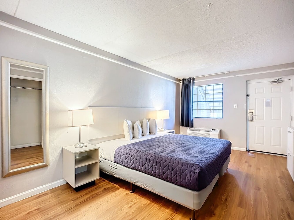 Stayable Suites Jacksonville - photo 37