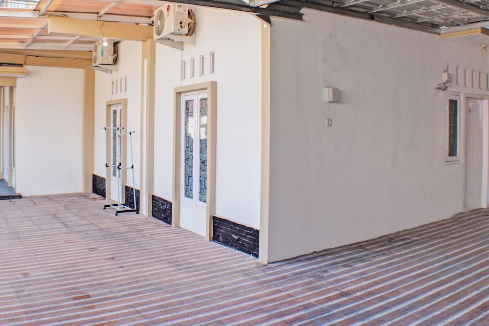 OYO Life 93138 Anugrah Kost Syariah