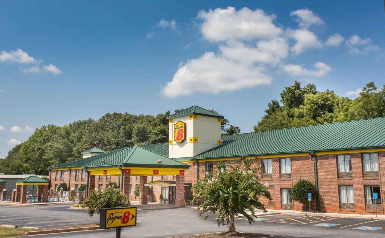 Super 8 by Wyndham Spartanburg I 26 Exit 22 in Spartanburg, United States