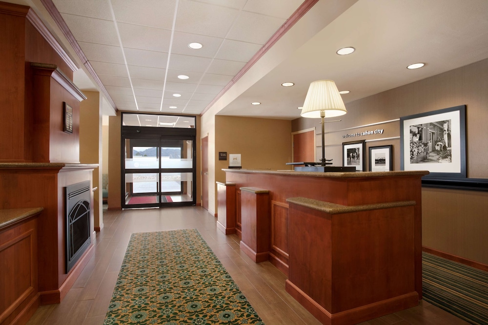 Hampton Inn Canon City - photo 2