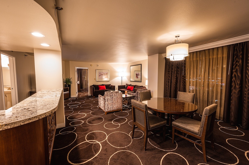 Sunset Station Hotel & Casino - photo 9