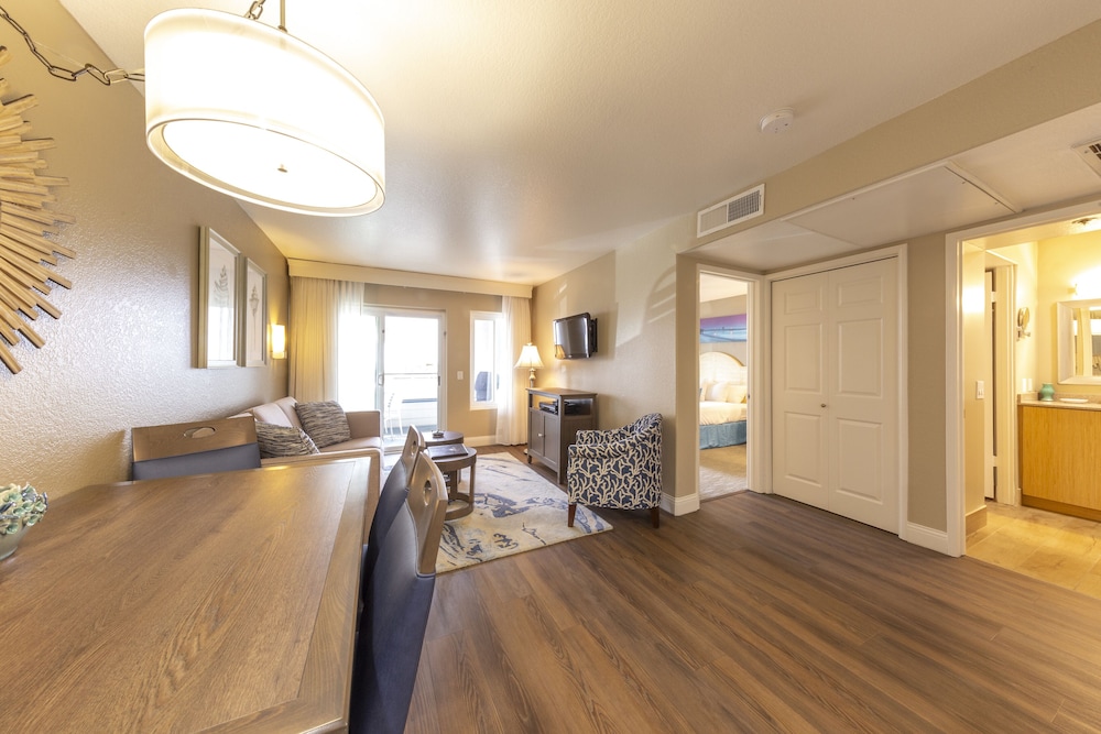 Capistrano Surfside Inn - photo 13