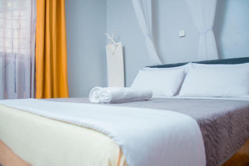 Travel Sanctuary residence Luxury2 — 4-Star Luxury Hotel in Kampala, Republic of Uganda
