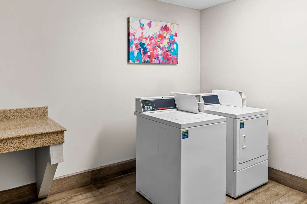 Best Western Presidential Hotel & Suites - photo 19