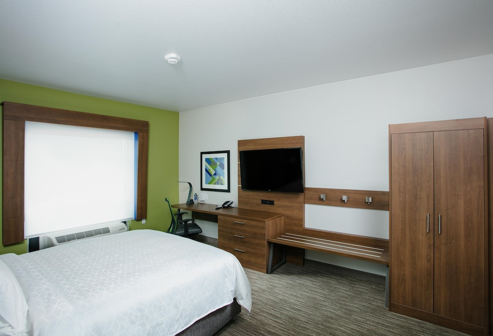Holiday Inn Express & Suites Oakhurst Yosemite Park Area - photo 10