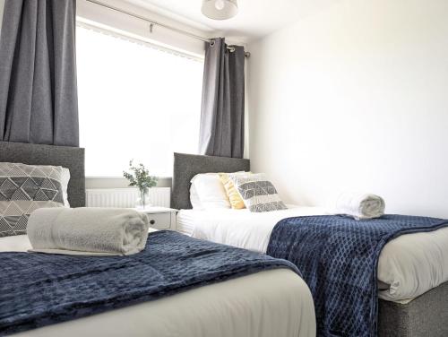 2BR Gayton Apt FREE Parking Fully Equipped Short Mid term stays — 4-Star Luxury Hotel in Doncaster, United Kingdom