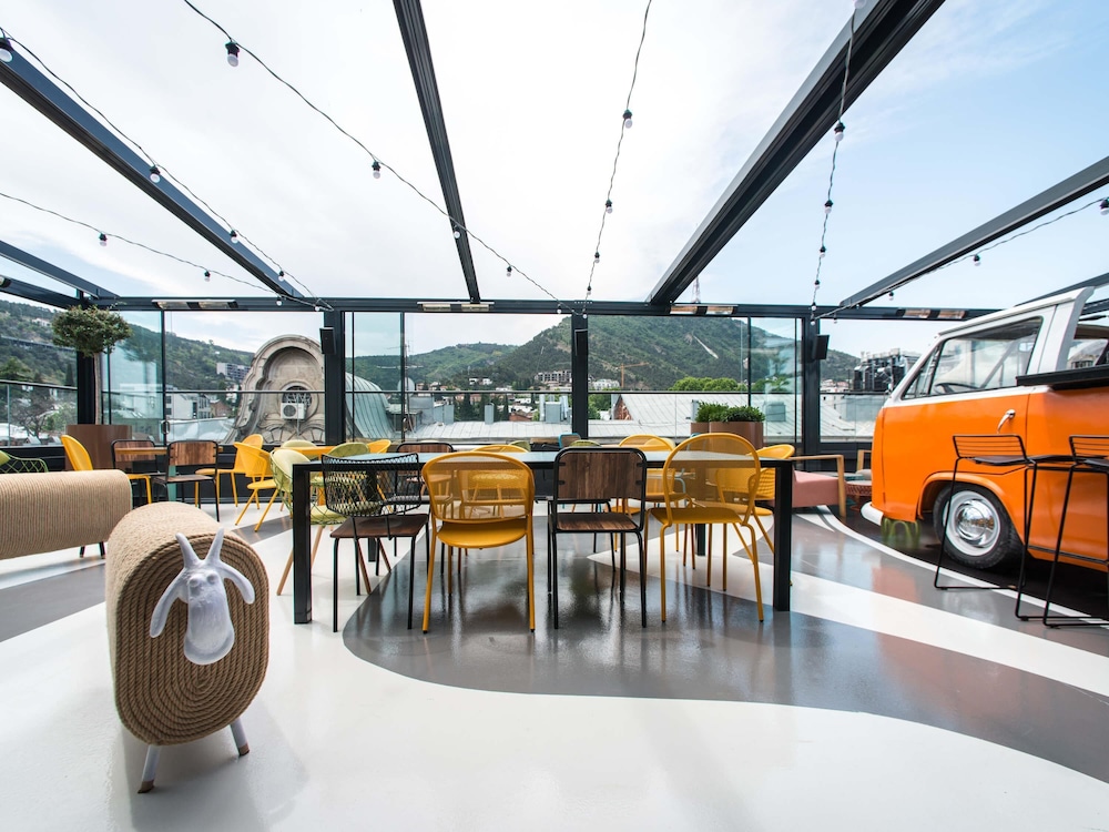 מזון ומשקאות