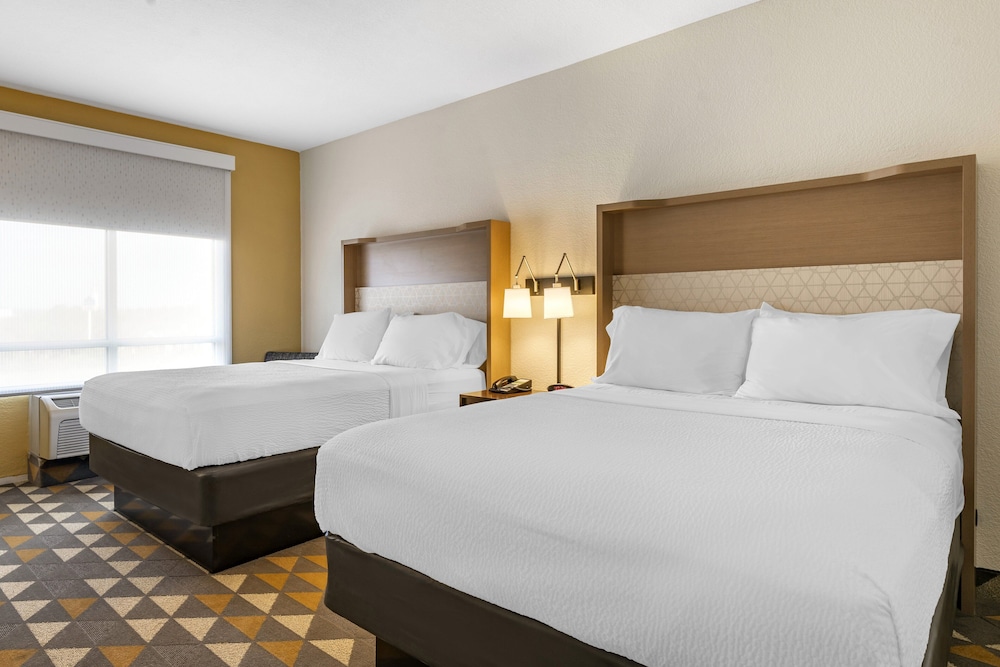 Holiday Inn Louisville Airport South by IHG - photo 12
