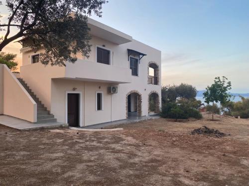 Galini apartment — 4-Star Luxury Hotel in Grammatiko, Greece