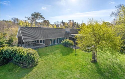 Nice Home In Fårevejle With Kitchen — 4-Star Luxury Hotel in Asnaes, Denmark