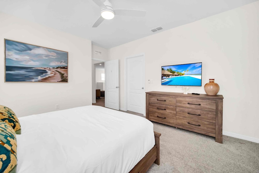 Resort Oasis w Game Room: 11 Mi to Disney - photo 11