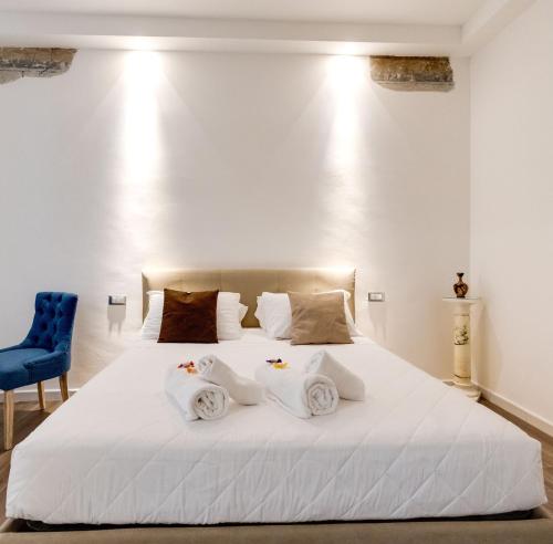 Classic Flat Monti — 4-Star Luxury Hotel in Rome, Italy