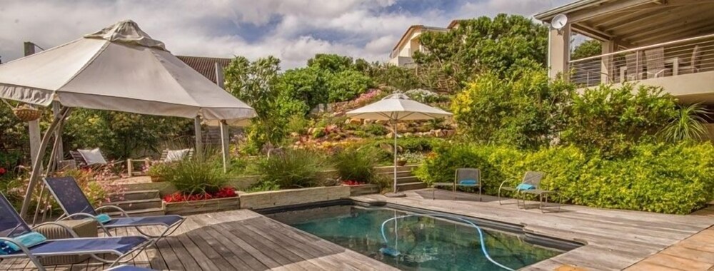 Bahari Beach House — 4-Star Luxury Hotel in Plettenberg Bay, South Africa