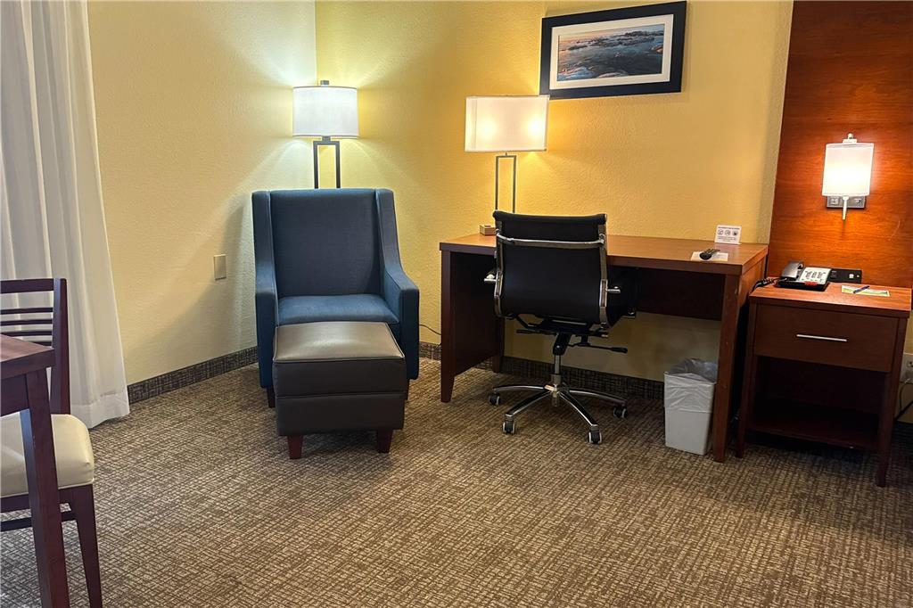 Comfort Inn Monterey Peninsula Airport - photo 17