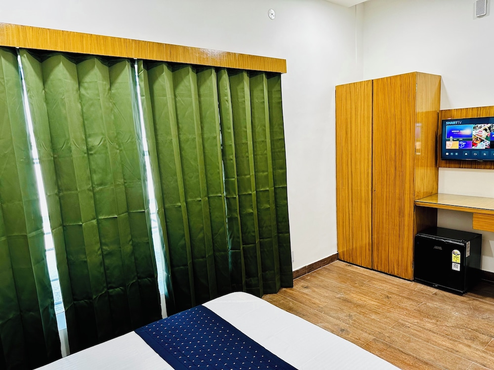 The Loya Hotel — Muktsar