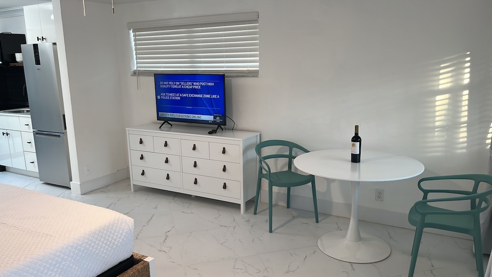 La Mer Suites - photo 32
