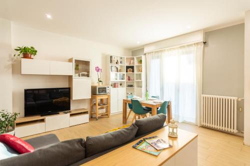 GuestHost Alices House Modern Apartment — 4-Star Luxury Hotel in Milan, Italy