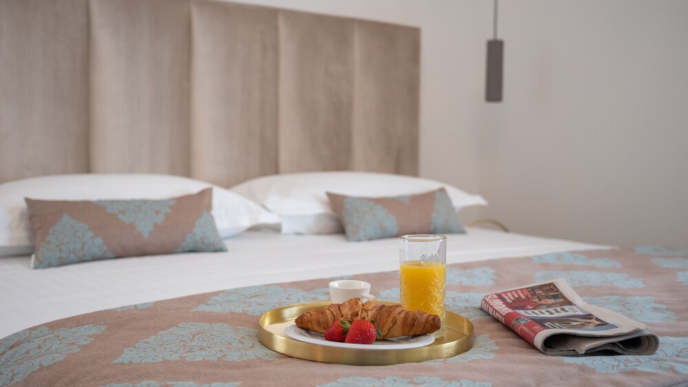 Elixir Luxury Rooms in the old town - carbon neutral hotel in Split