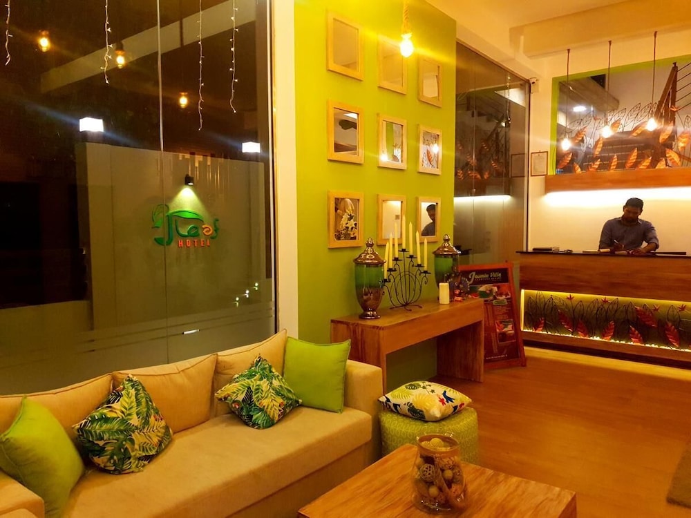 J Leaf Hotel — Negombo — photo 3
