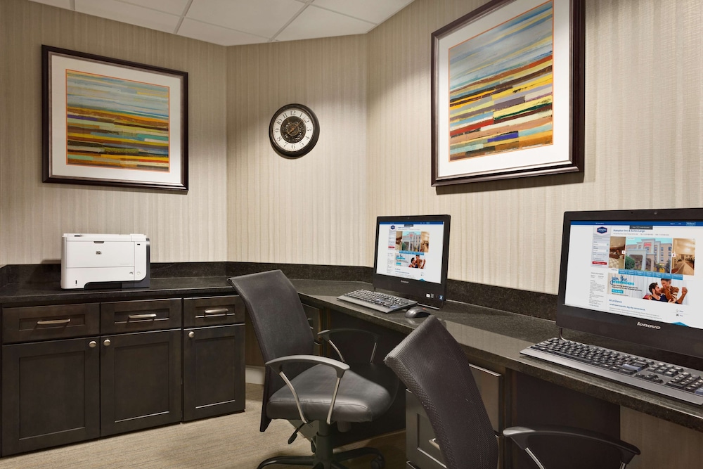 Hampton Inn & Suites Largo - photo 26