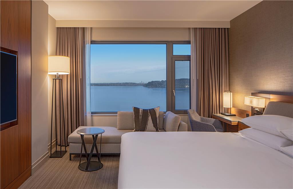 Hyatt Regency Lake Washington at Seattle s Southport - photo 37