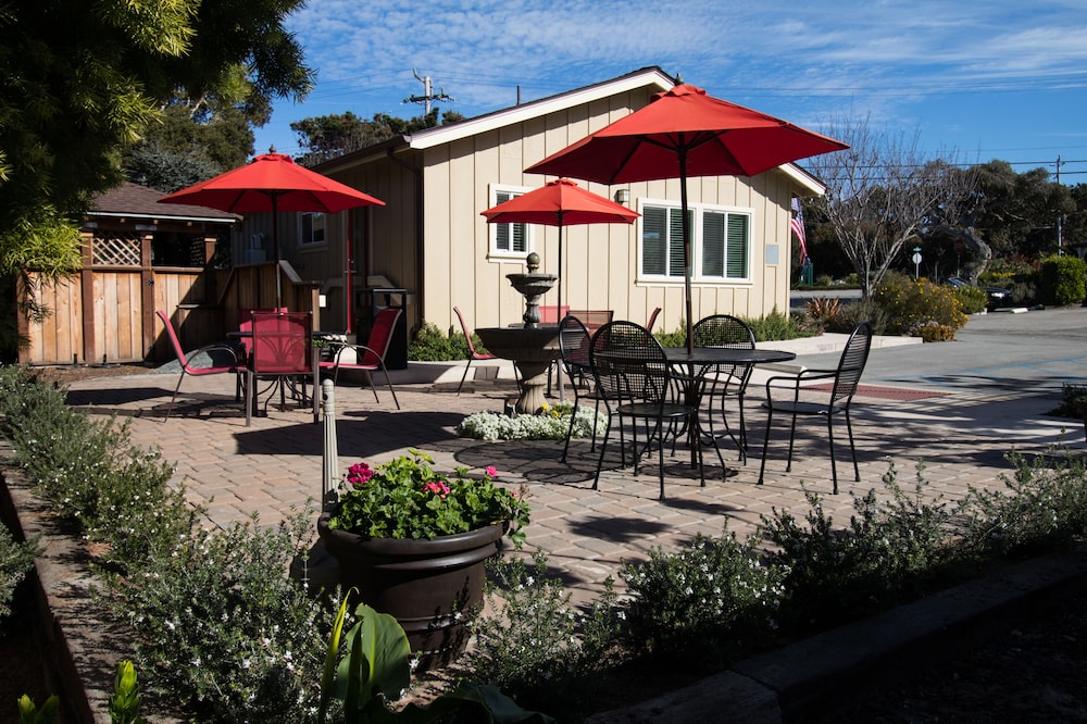 Monterey Peninsula Inn - photo 37