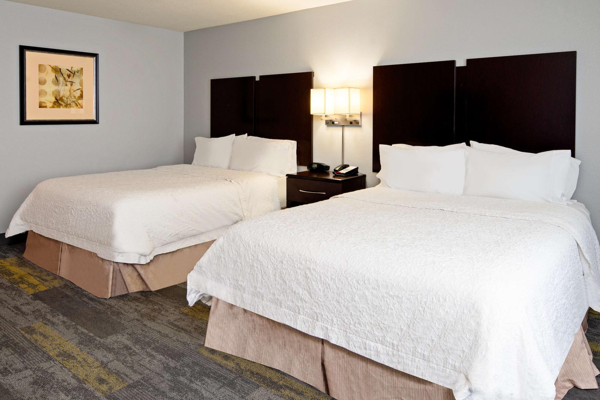 Hampton Inn & Suites Bakersfield Hwy 58 CA - photo 15